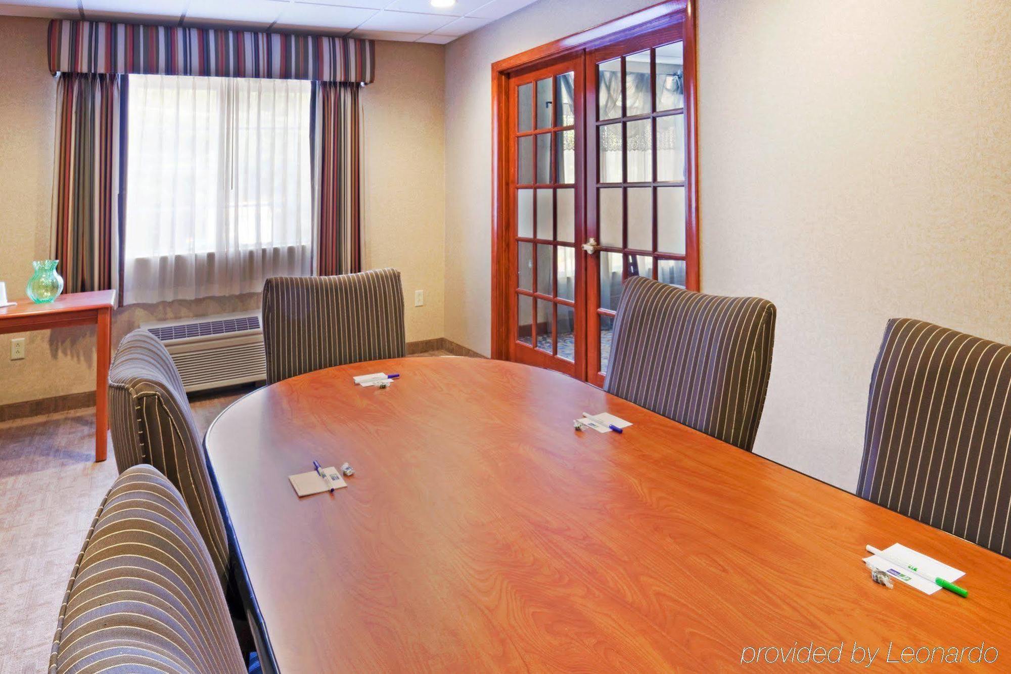 Holiday Inn Express Hotel & Suites Boston - Marlboro By Ihg Hudson Exterior foto